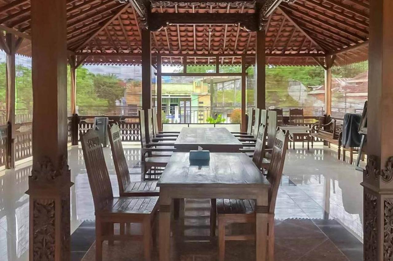فندق Malang Hill Syariah Redpartner المظهر الخارجي الصورة